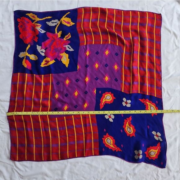 Adrienne Vittadini Scarf - Picture 3 of 8